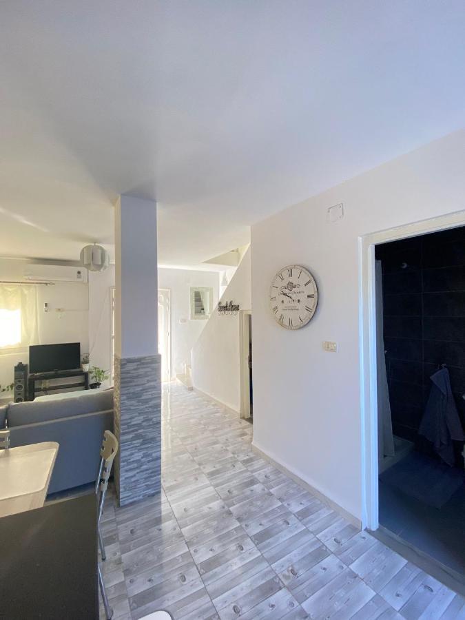 Ain Draham Sejour 1, Appartement Deux Pieces, Prive,Seulement Familles!!! Netflix, Youtube Luaran gambar