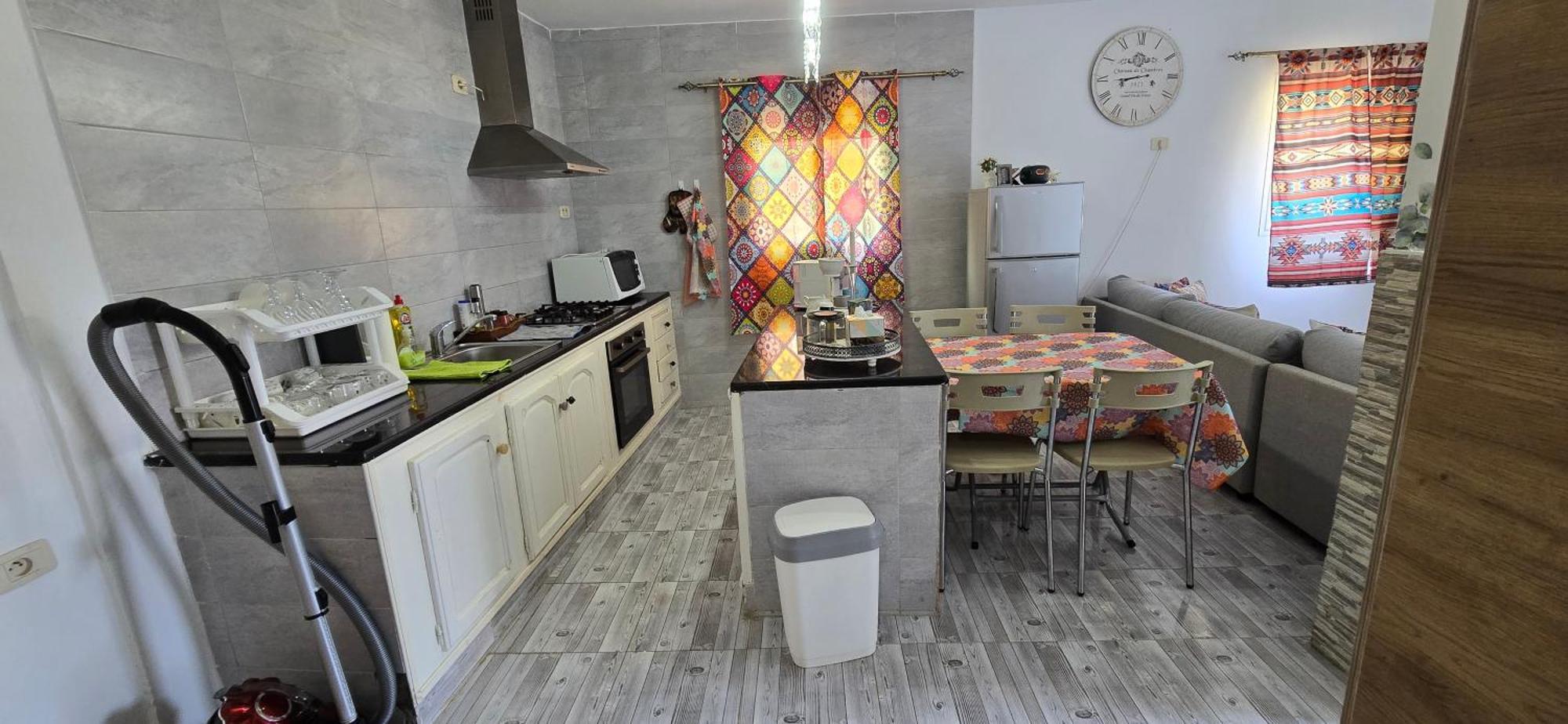 Ain Draham Sejour 1, Appartement Deux Pieces, Prive,Seulement Familles!!! Netflix, Youtube Luaran gambar
